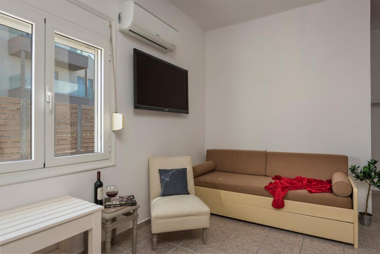 Wave Rooms Maleme Exterior foto